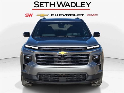 New 2026 Chevrolet Traverse LT image 2