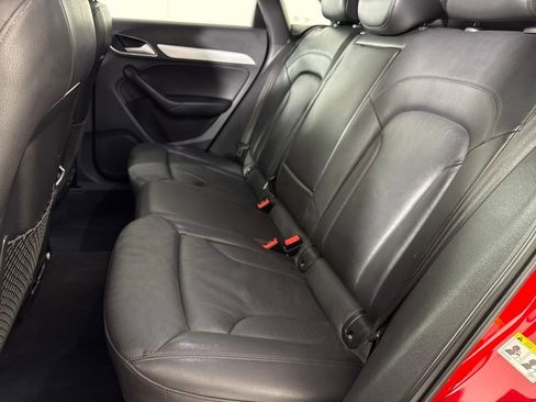 Used 2018 Audi Q3 2.0T Premium image 13