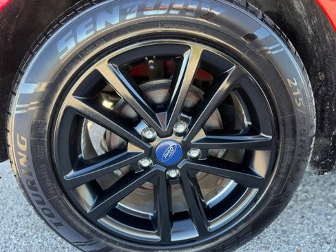 Used 2015 Ford Focus SE FWD image 20