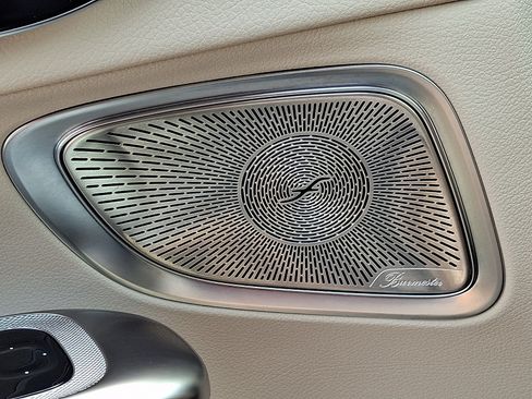 Used 2025 Mercedes-Benz CLE 300 4MATIC Cabriolet image 27