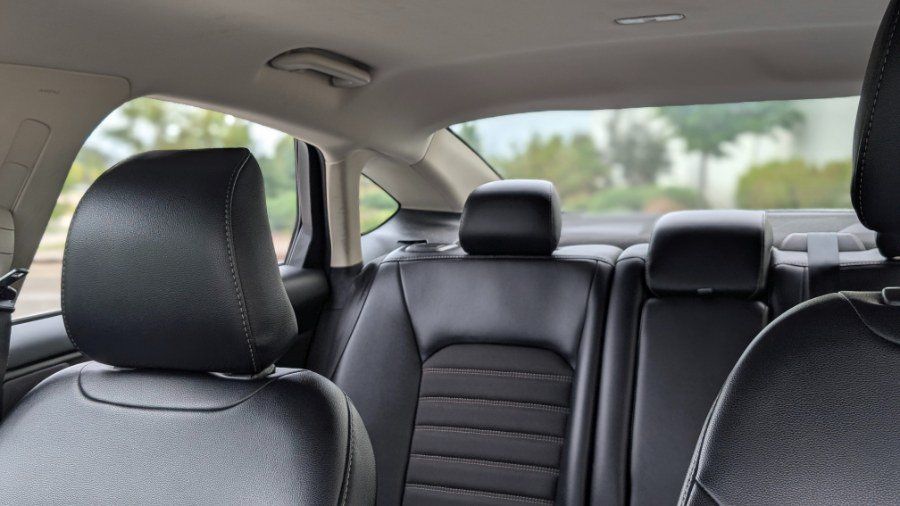 Used 2018 Ford Fusion SE w/ Equipment Group 201A FWD image 20