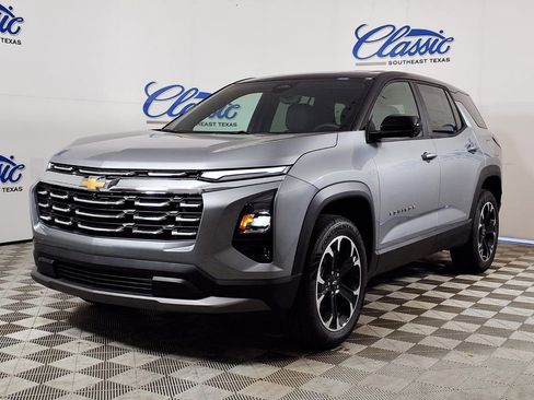 New 2026 Chevrolet Equinox LT w/ Convenience Package II FWD image 5