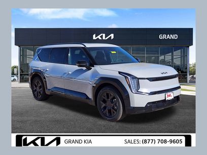 New 2026 Kia EV9 Land