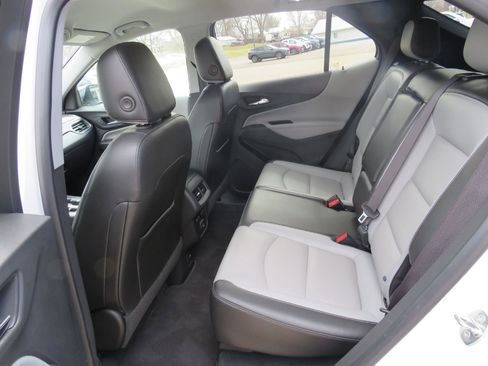 Used 2021 Chevrolet Equinox Premier image 9