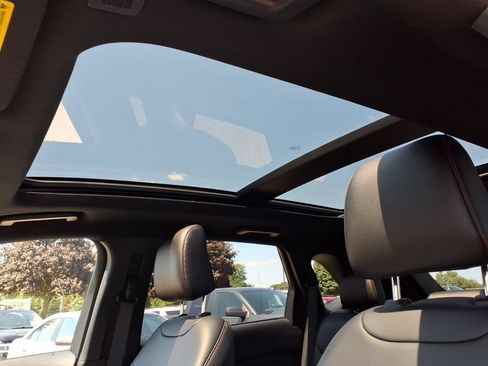 Used 2024 Ford Edge ST-Line AWD/4WD image 9