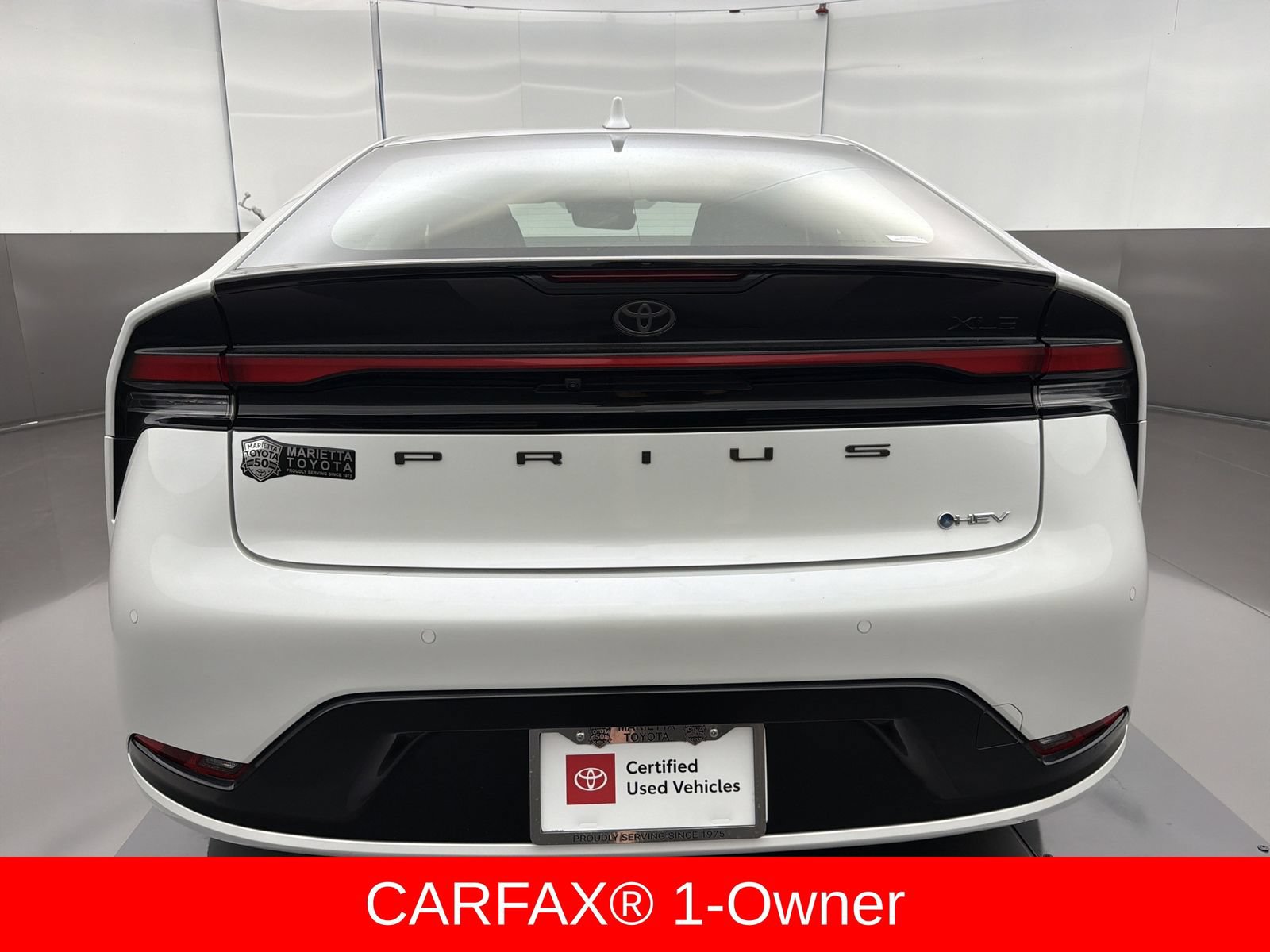 Certified 2025 Toyota Prius XLE FWD image 5