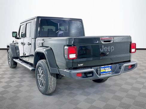 New 2026 Jeep Gladiator Sport AWD/4WD image 23