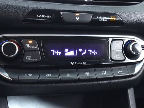 Used 2018 Hyundai Elantra GT w/ Style Package 02 image 25