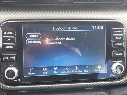Used 2023 Nissan Kicks SV w/ Interior Electronics Package FWD image 17