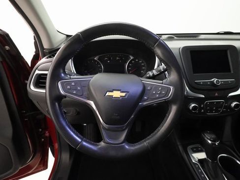 Used 2019 Chevrolet Equinox LT image 12
