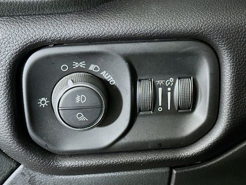 Used 2022 RAM 2500 Laramie w/ Night Edition image 17