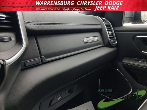 New 2026 RAM 1500 Laramie w/ Sport Appearance Package AWD/4WD image 25