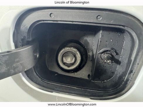 Certified 2025 Lincoln Navigator L Black Label AWD/4WD image 38