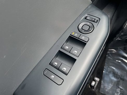 Used 2025 Kia K4 FWD image 22