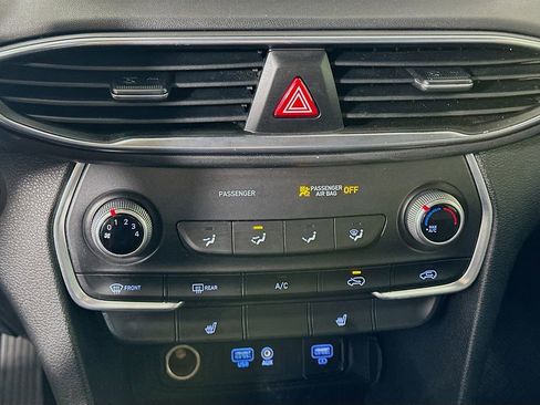 Used 2019 Hyundai Santa Fe SEL FWD image 15