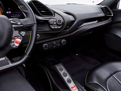Used 2019 Ferrari 488 Spider RWD image 74
