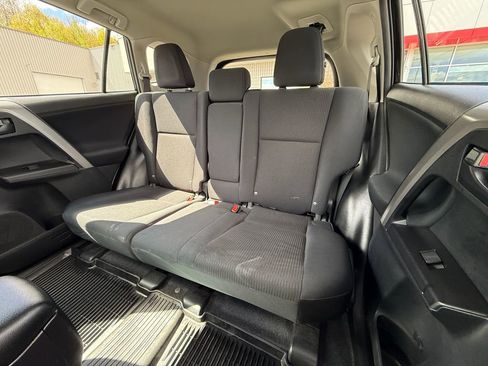 Used 2017 Toyota RAV4 LE w/ All Weather Liner Package AWD/4WD image 12