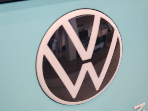 New 2025 Volkswagen ID. Buzz Pro S image 20