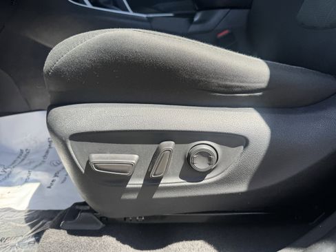 Certified 2023 Toyota RAV4 XLE AWD/4WD image 11