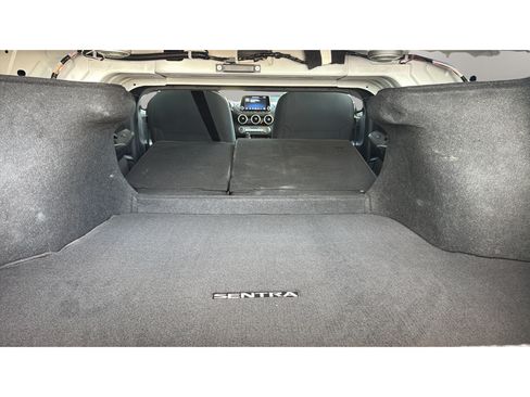 Certified 2024 Nissan Sentra SR FWD image 13