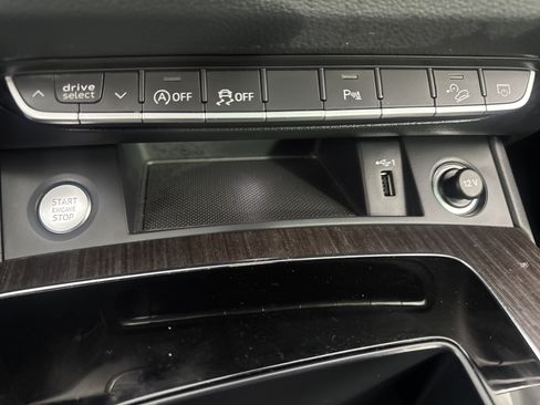 Used 2024 Audi Q5 2.0T Premium Plus AWD/4WD image 37