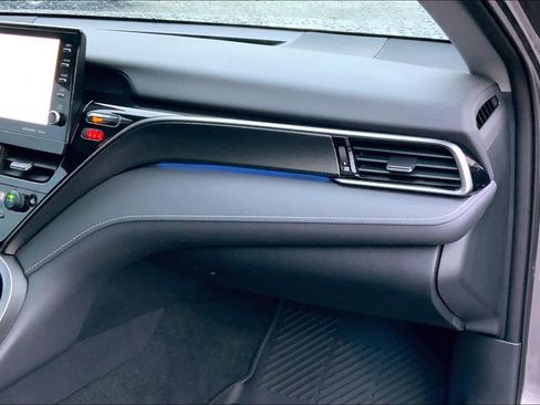 Used 2024 Toyota Camry XSE image 18