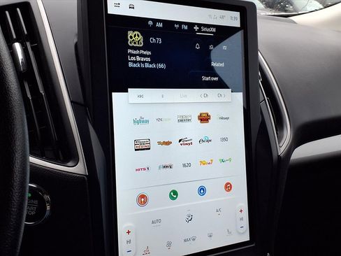 Used 2024 Ford Edge SEL image 12