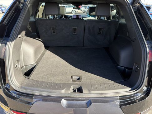 Used 2023 Chevrolet Blazer Premier w/ Driver Confidence II Package image 12