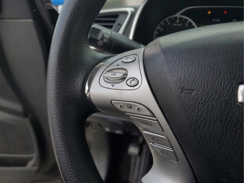Used 2018 Nissan Murano S image 28
