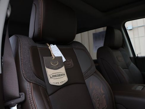 Used 2025 RAM 3500 Longhorn image 59