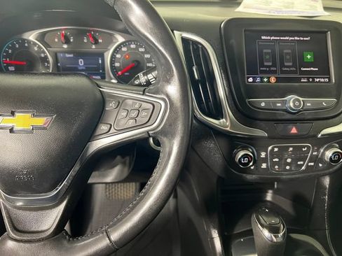 Used 2020 Chevrolet Equinox LT FWD image 17