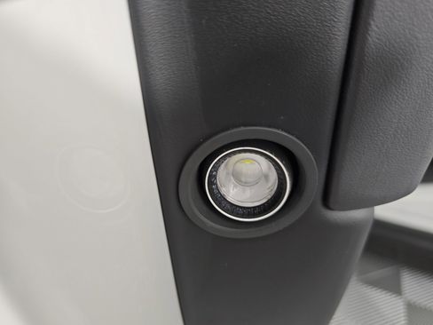 Used 2023 Rivian R1S Adventure image 29