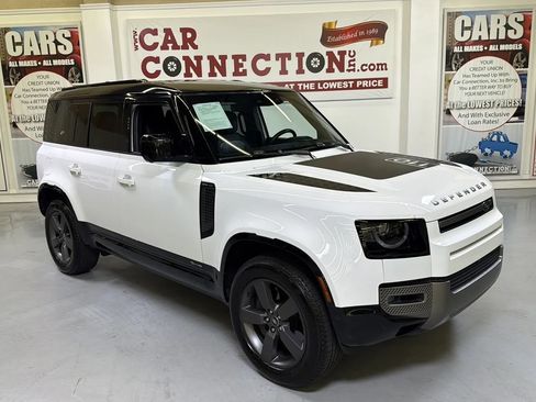 Used 2021 Land Rover Defender 110 X-Dynamic HSE AWD/4WD image 2