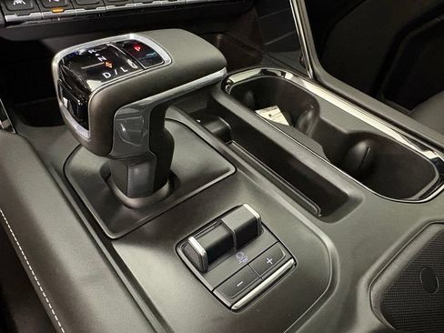 Used 2025 GMC Sierra 1500 AT4X AWD/4WD image 37