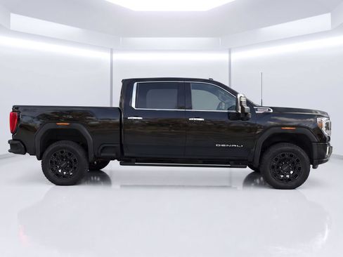 Used 2021 GMC Sierra 2500 Denali w/ Denali Ultimate Package AWD/4WD image 3