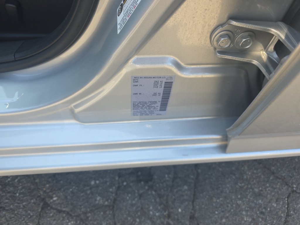 Used 2024 Nissan Altima 2.5 SV FWD image 27