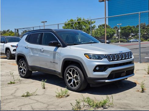 New 2026 Jeep Compass Limited AWD/4WD image 3