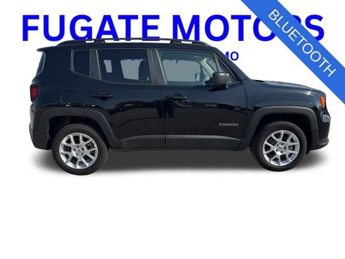 Used 2022 Jeep Renegade Latitude AWD/4WD image 7