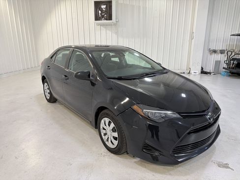Used 2019 Toyota Corolla L image 7
