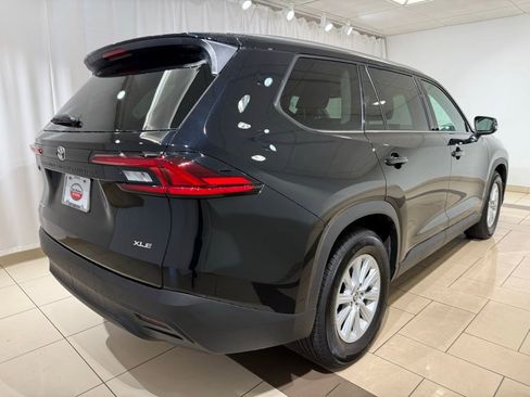 Certified 2026 Toyota Grand Highlander XLE image 5