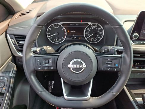 Certified 2023 Nissan Rogue SV w/ SV Premium B Package AWD/4WD image 20