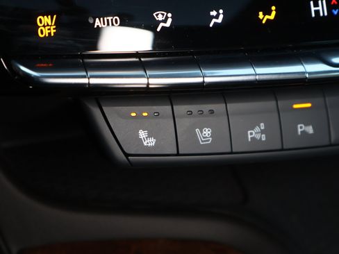 Used 2025 Cadillac CT5 Premium Luxury image 5