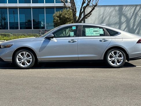 New 2025 Honda Accord LX image 7