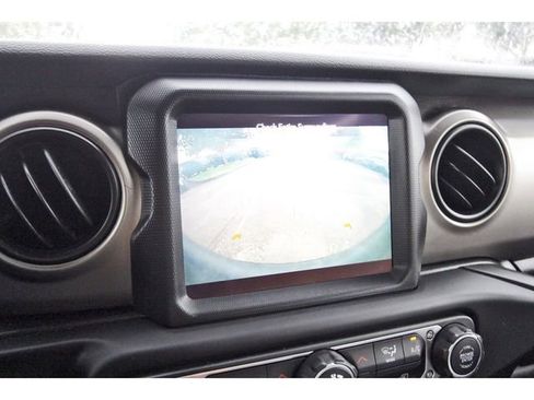 Used 2021 Jeep Wrangler Unlimited Sport w/ Sun And Sound Package AWD/4WD image 22