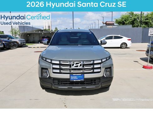 Certified 2026 Hyundai Santa Cruz SE FWD image 3
