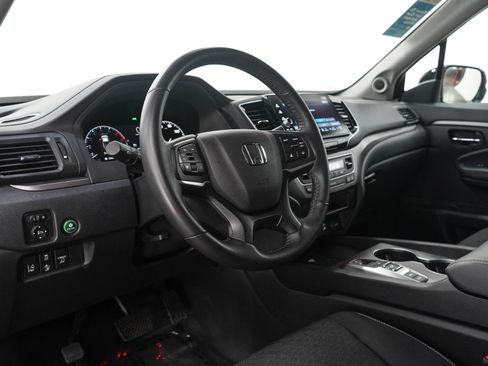 Used 2024 Honda Ridgeline Sport image 23