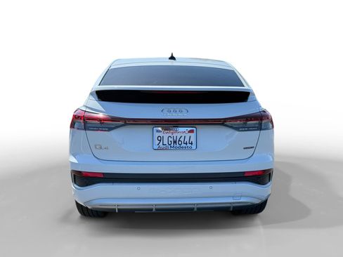 Used 2023 Audi Q4 e-tron Prestige image 4