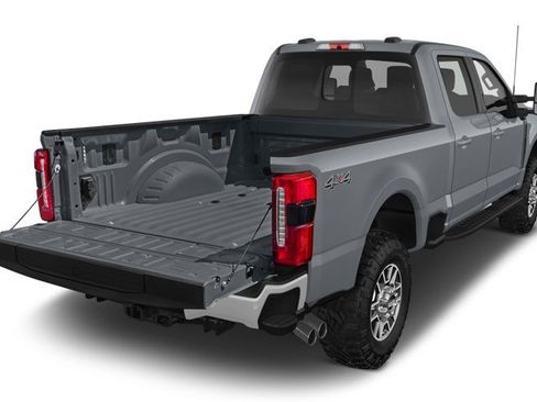 Used 2025 Ford F250 XLT w/ Black Appearance Package image 7