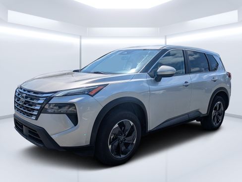 Used 2024 Nissan Rogue SV FWD image 7