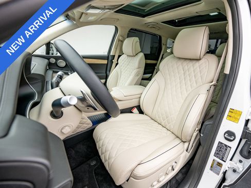 Used 2024 Genesis GV80 3.5T w/ Prestige Package AWD/4WD image 11
